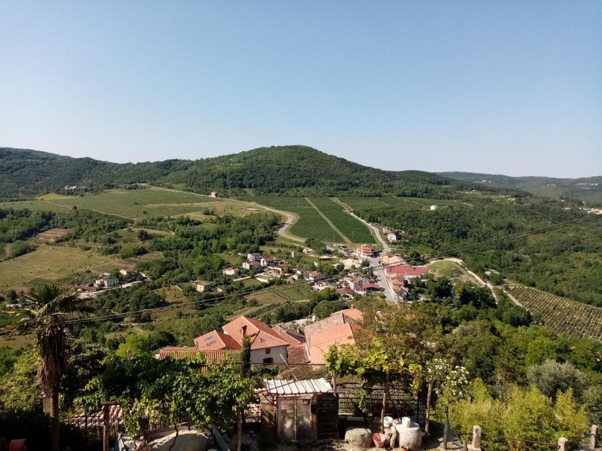 Rooms Serafin-Lavanda Motovun Exterior photo